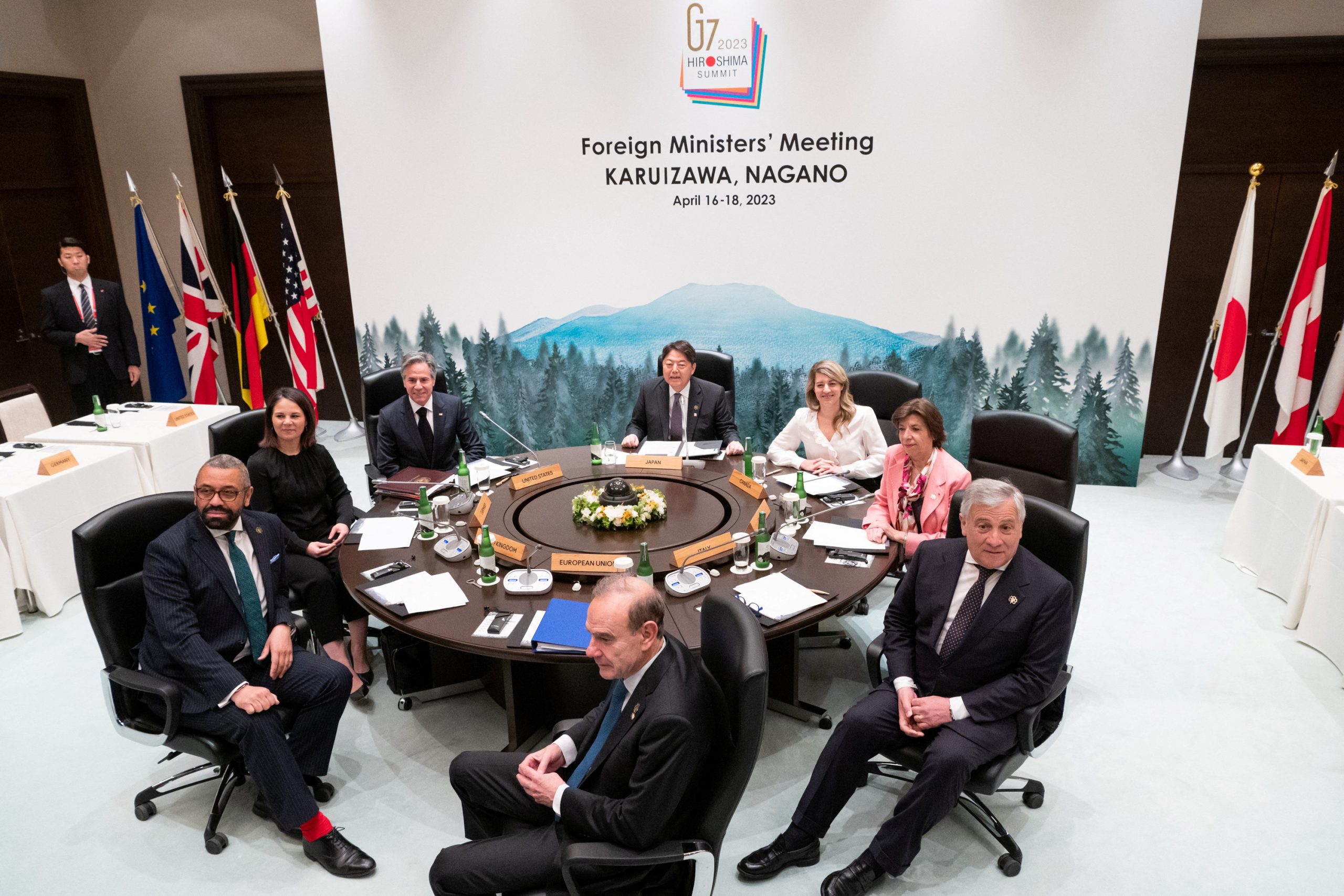 G7 Nations Intensify Pressure on Russia Over Ukraine Support