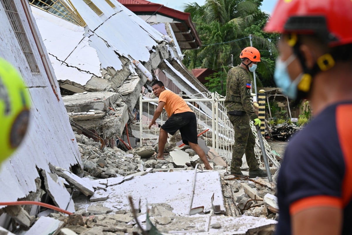 Earthquake in Philippines Claims 72 Lives, Over 290 Injured
