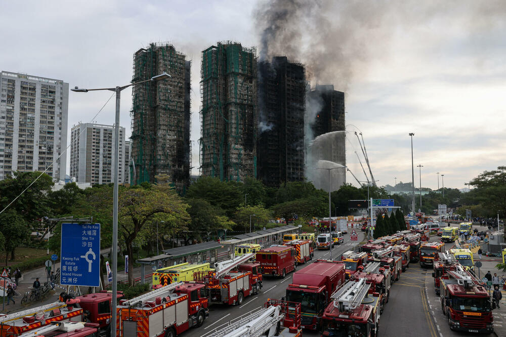 Putin Expresses Condolences to Xi Over Hong Kong Fires