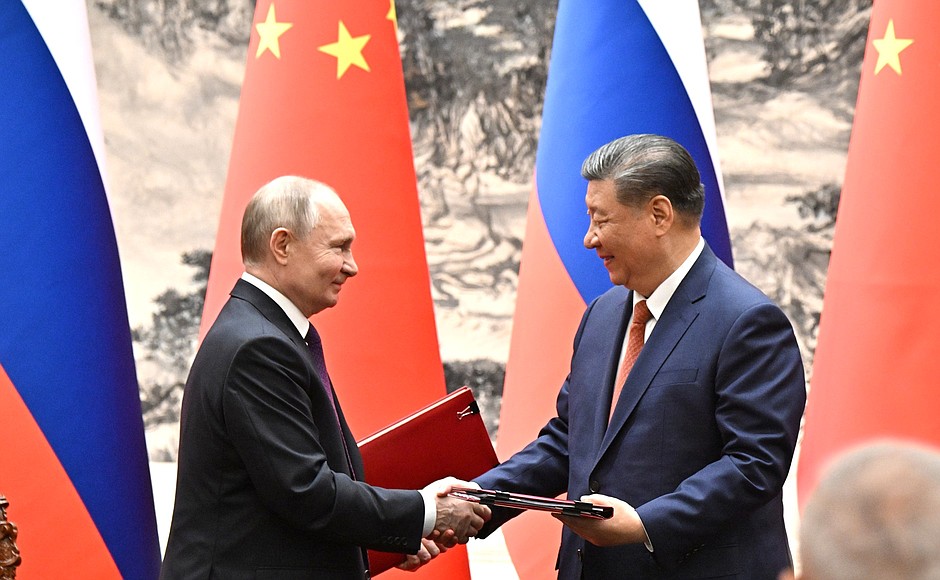 Putin Expresses Gratitude to Xi Jinping for Visa-Free Deal with Russia