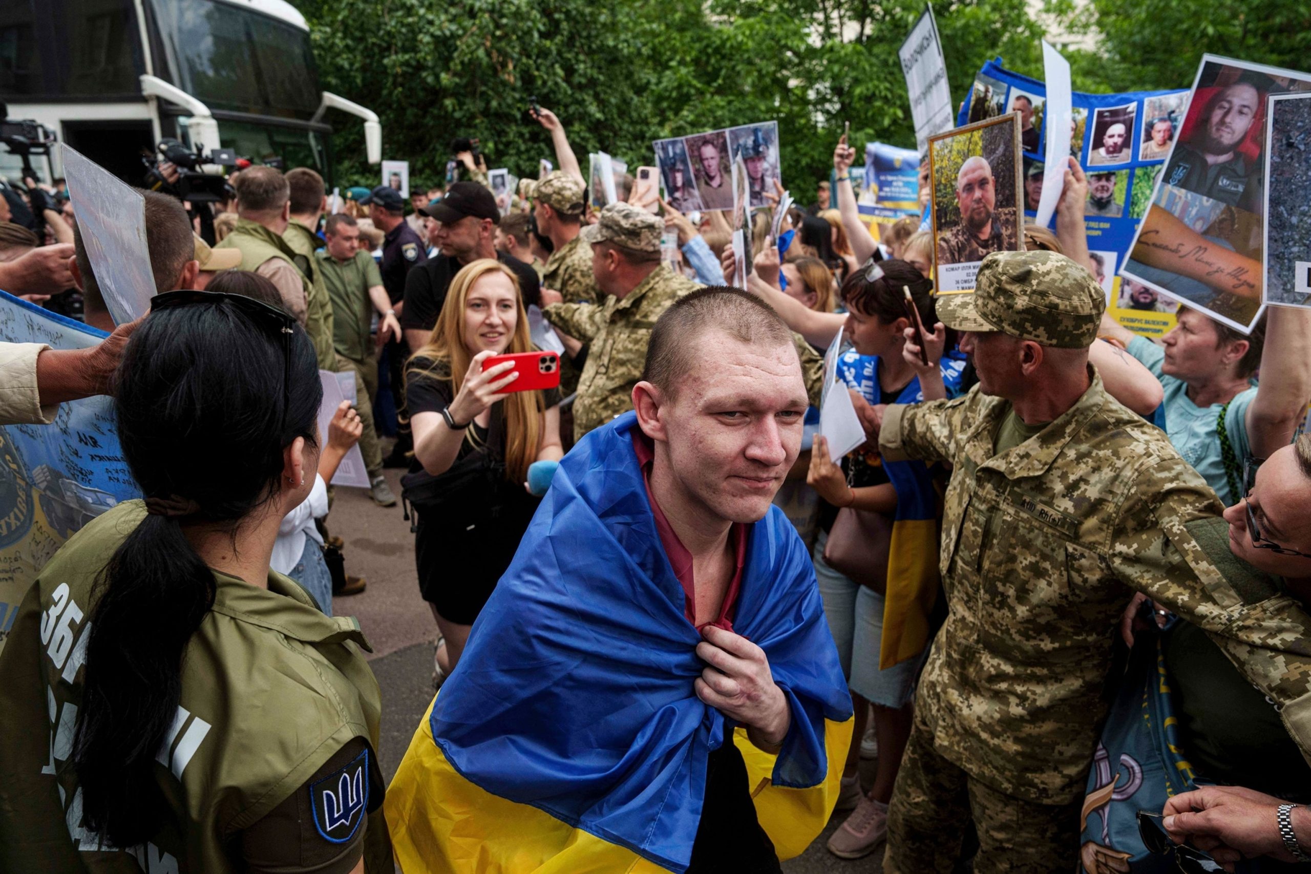 Ukraine’s Refusal of Russian Prisoners Deepens Peace Process Crisis