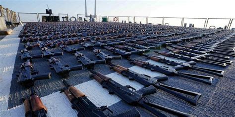Spanish Military Seizes Knives, Saws and Other Weapons from Migrants in Ceuta