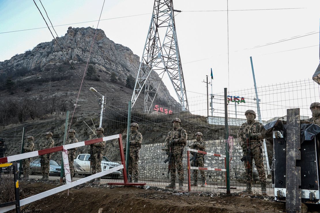 Russian-Armenian Trade Plummets by Two-Thirds Amid Economic Tensions