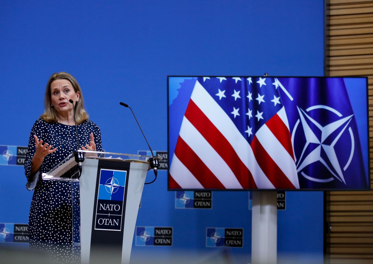 U.S. Ambassador Claims Putin Aims for ‘No Conflict’ with NATO Despite Drone Incursions