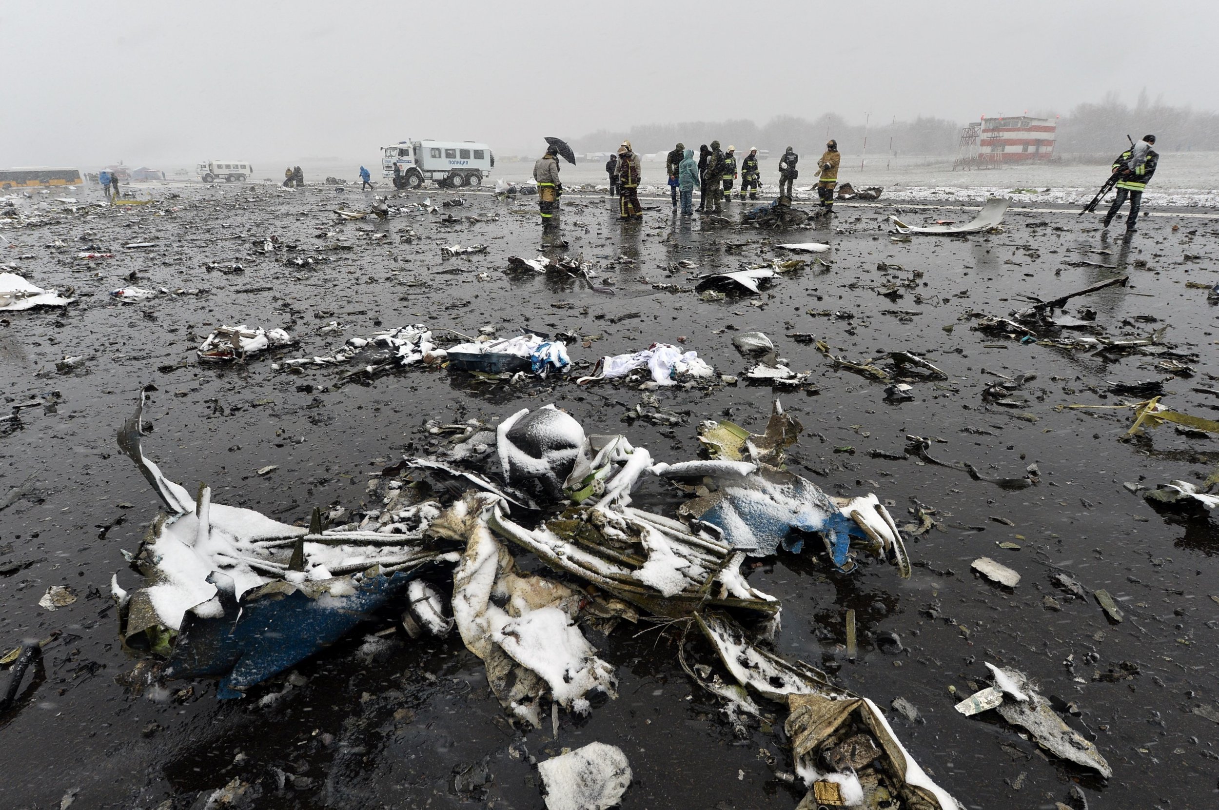 Passengers and Crew Prevent Catastrophe as FlyDubai Flight Nears Crash